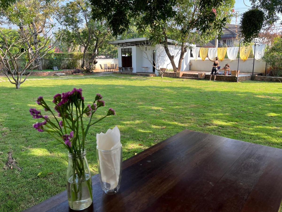 Udee Cozy Hotel เชียงใหม่ ภายนอก รูปภาพ