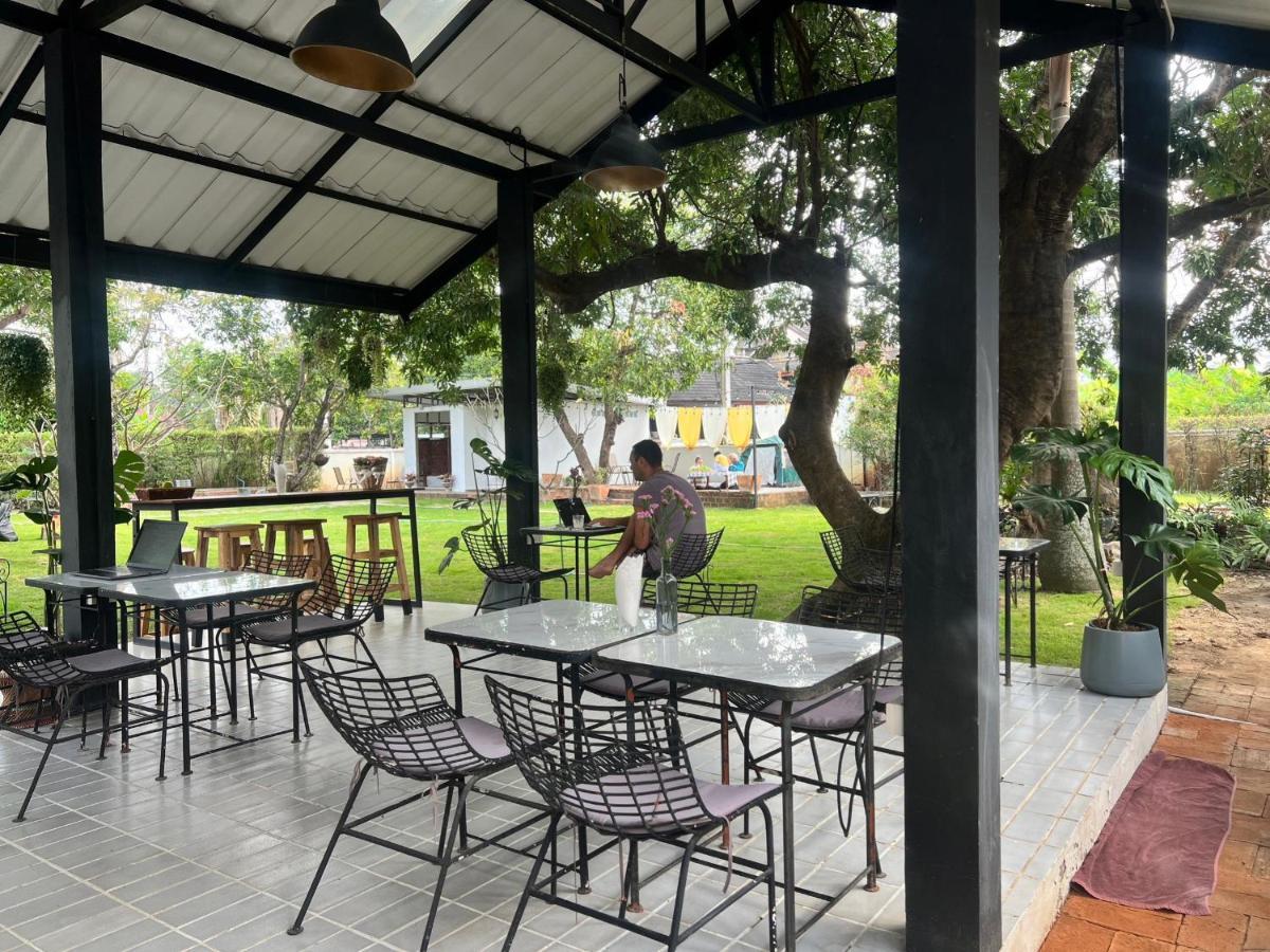 Udee Cozy Hotel เชียงใหม่ ภายนอก รูปภาพ