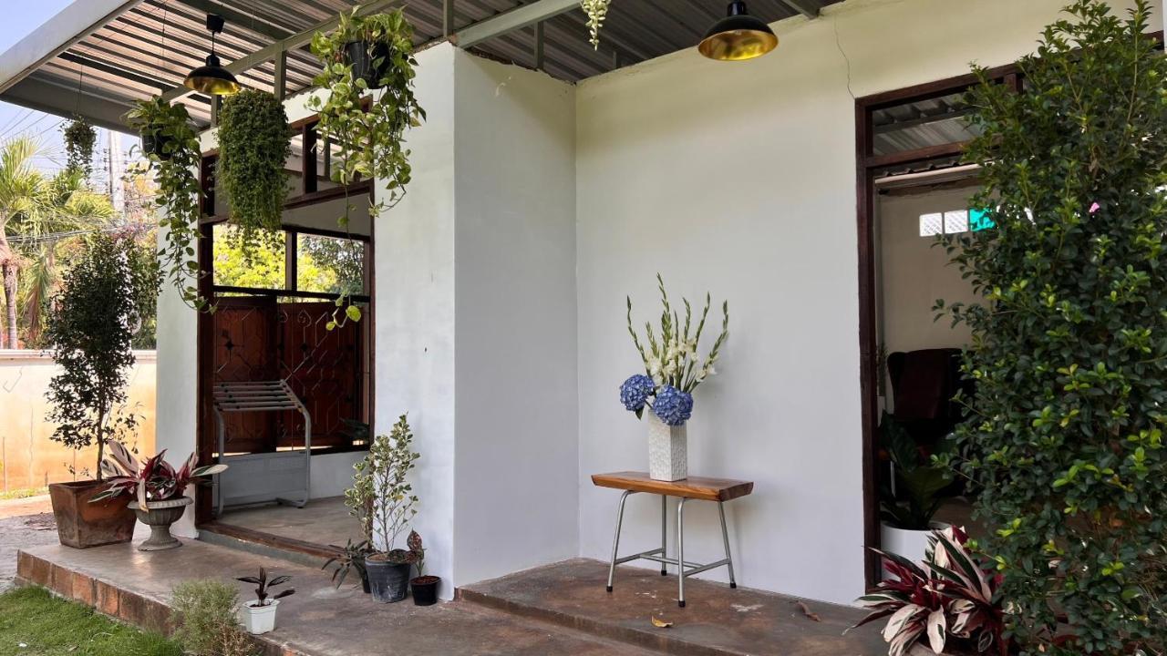 Udee Cozy Hotel เชียงใหม่ ภายนอก รูปภาพ