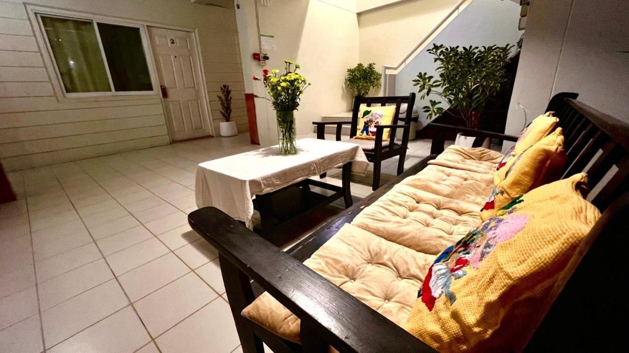 Udee Cozy Hotel เชียงใหม่ ภายนอก รูปภาพ