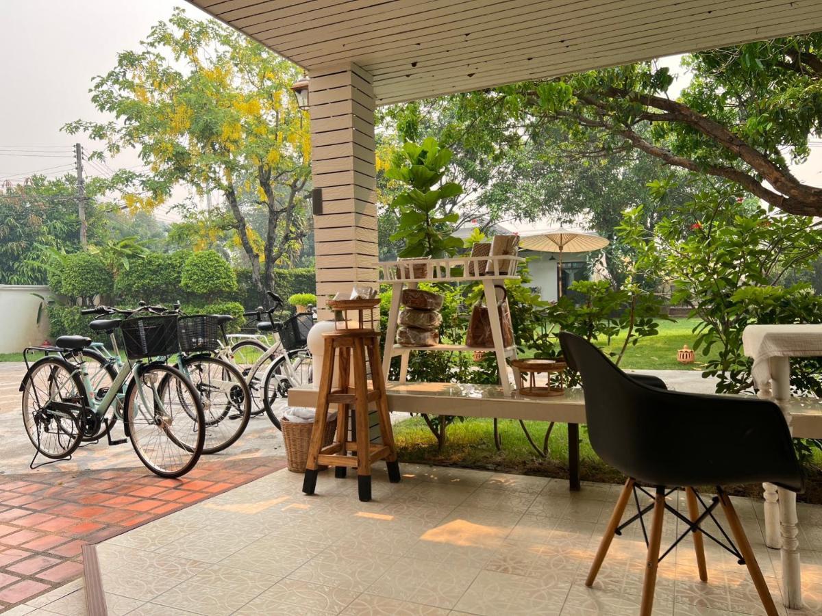Udee Cozy Hotel เชียงใหม่ ภายนอก รูปภาพ